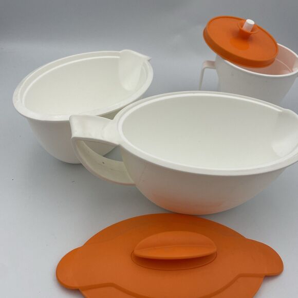 Tupperware Insulated Heat & Serve Gravy Boat Creamer Lid 5168A, 5169A, 5170A - Picture 3 of 6